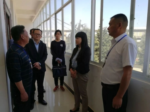 实地调研社区工作
