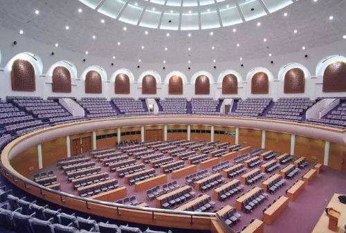孟加拉国际仲裁中心。（BIAC）
